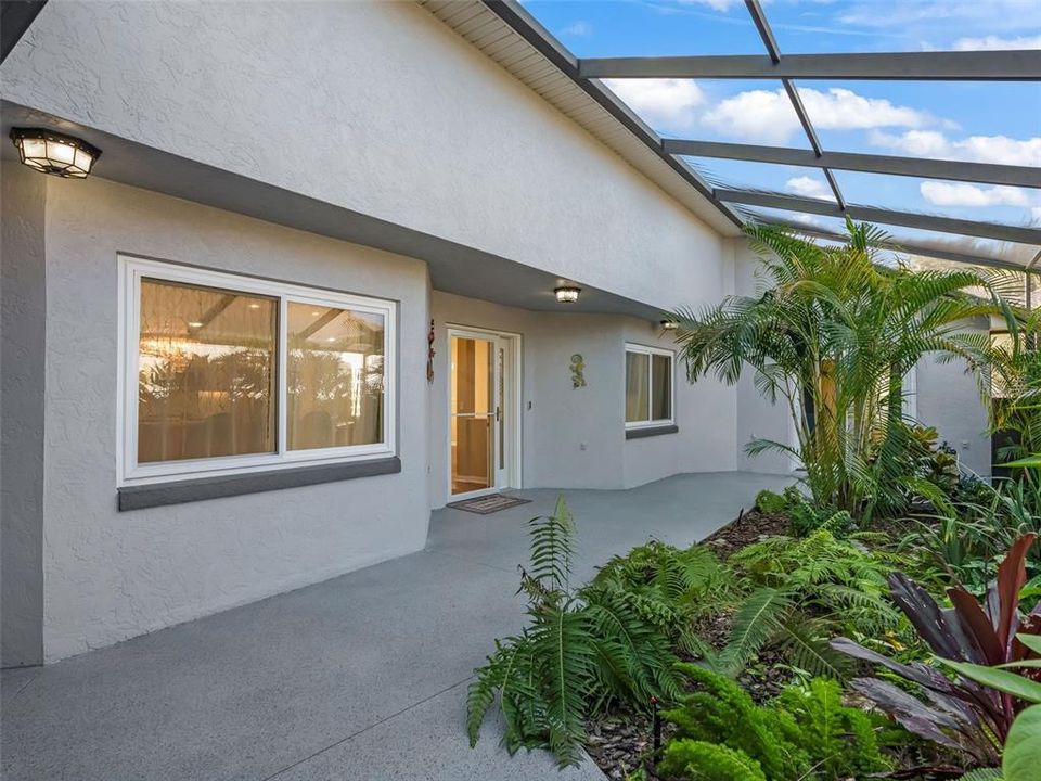 For Sale: $362,000 (3 beds, 2 baths, 1735 Square Feet)