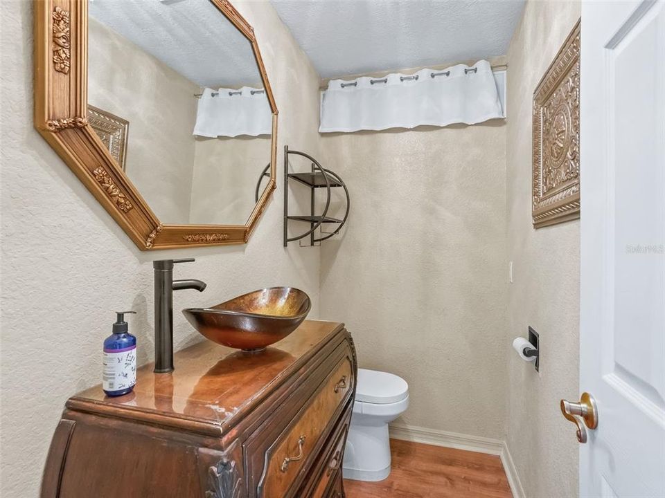 For Sale: $362,000 (3 beds, 2 baths, 1735 Square Feet)