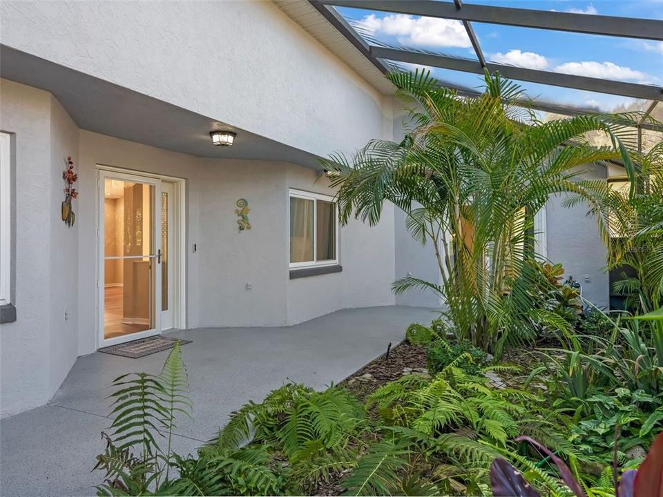 For Sale: $362,000 (3 beds, 2 baths, 1735 Square Feet)