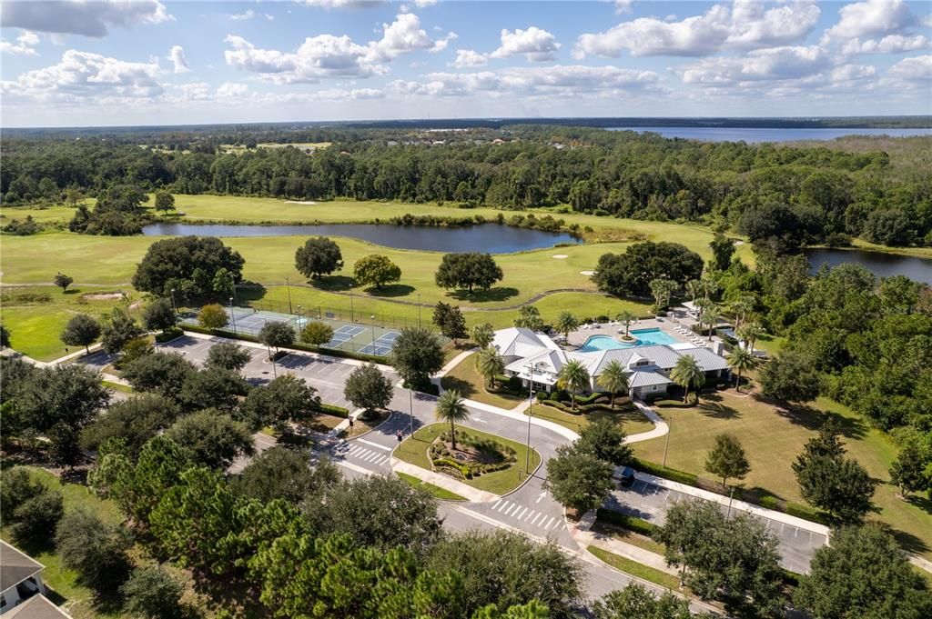 На продажу: $320,000 (2 спален, 2 ванн, 1534 Квадратных фут)