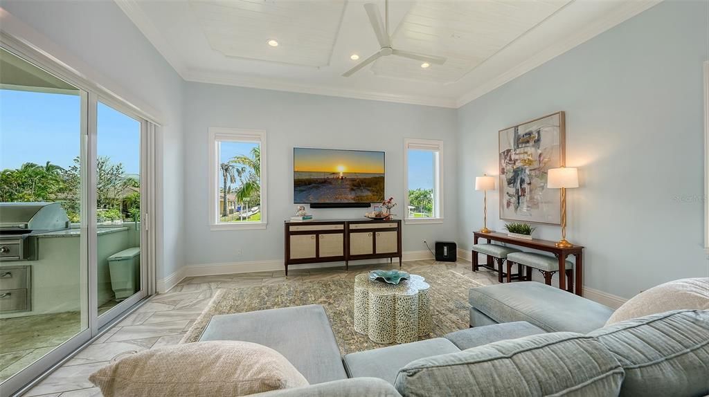 En Venta: $5,455,000 (4 camas, 4 baños, 3976 Pies cuadrados)