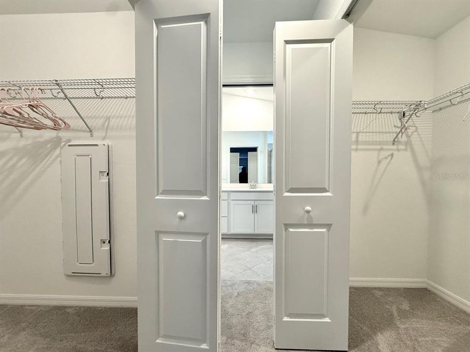 В аренду: $1,995 (3 спален, 2 ванн, 1645 Квадратных фут)