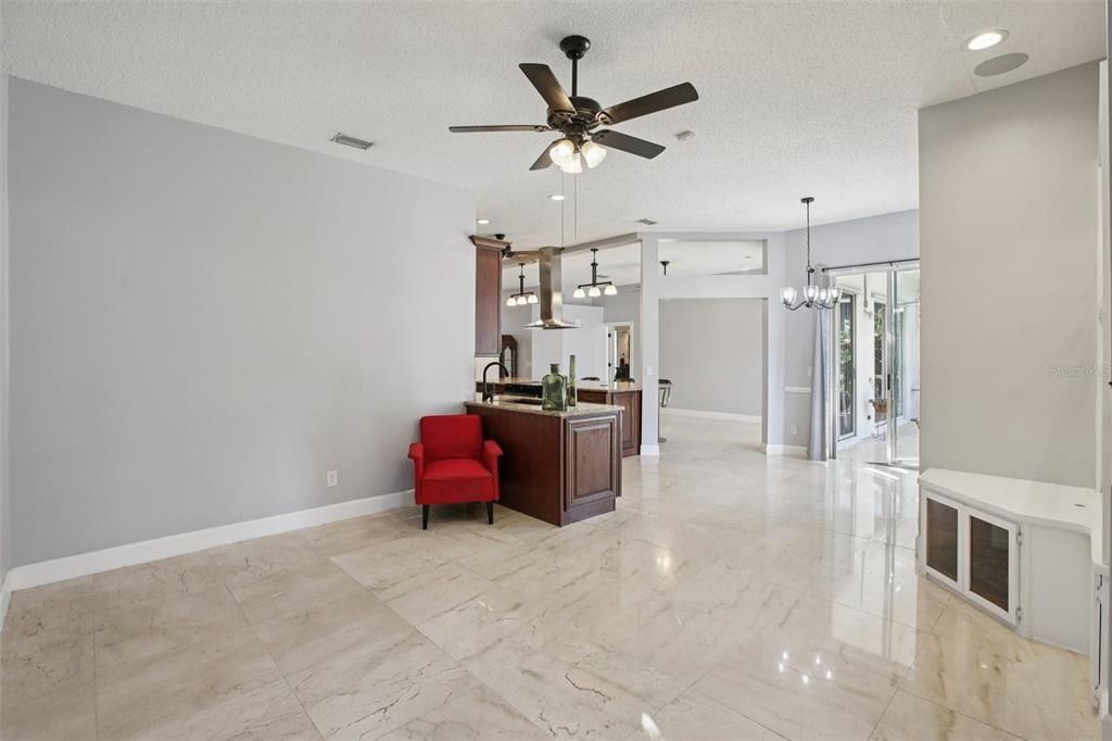 For Sale: $465,999 (3 beds, 2 baths, 1946 Square Feet)