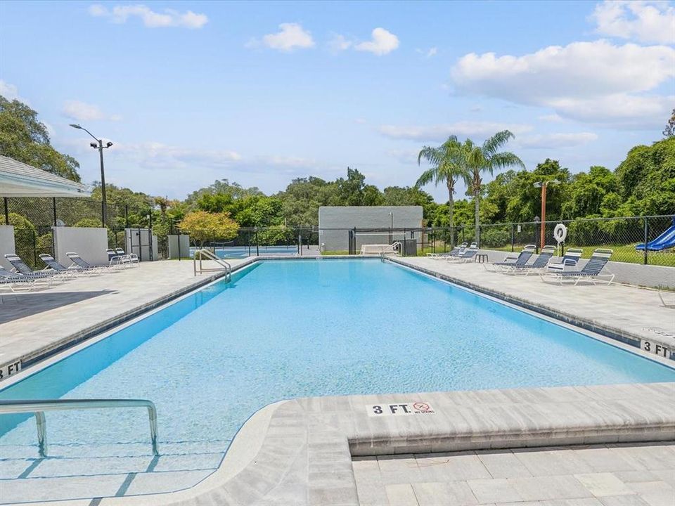 For Sale: $465,999 (3 beds, 2 baths, 1946 Square Feet)