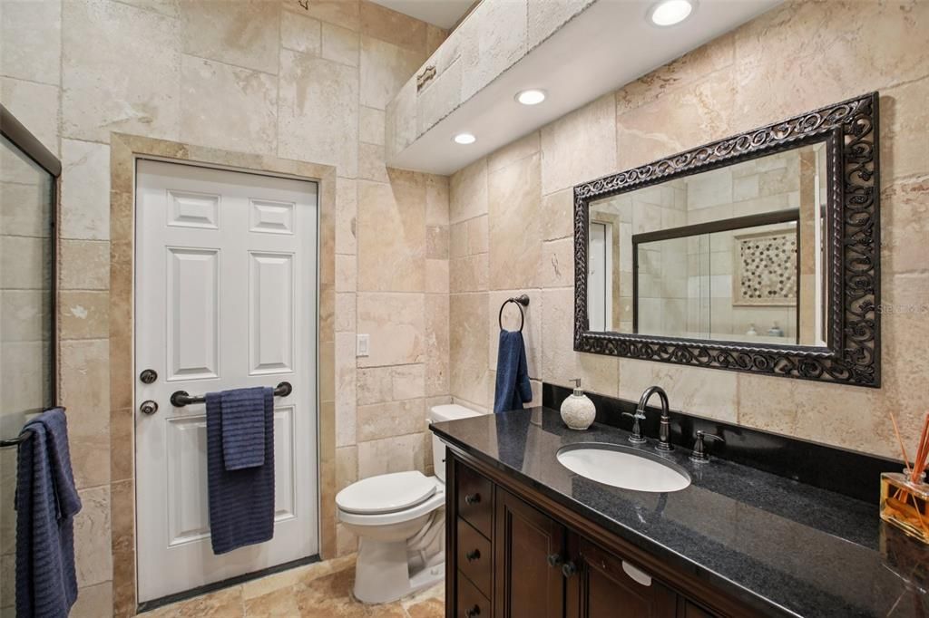 For Sale: $465,999 (3 beds, 2 baths, 1946 Square Feet)