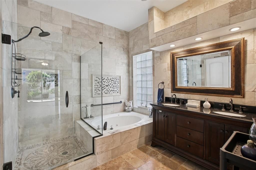 For Sale: $465,999 (3 beds, 2 baths, 1946 Square Feet)