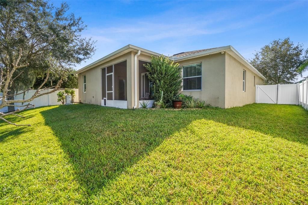 待售: $360,000 (3 贝兹, 2 浴室, 1670 平方英尺)