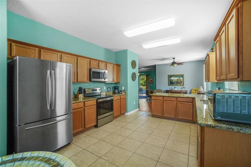 待售: $360,000 (3 贝兹, 2 浴室, 1670 平方英尺)