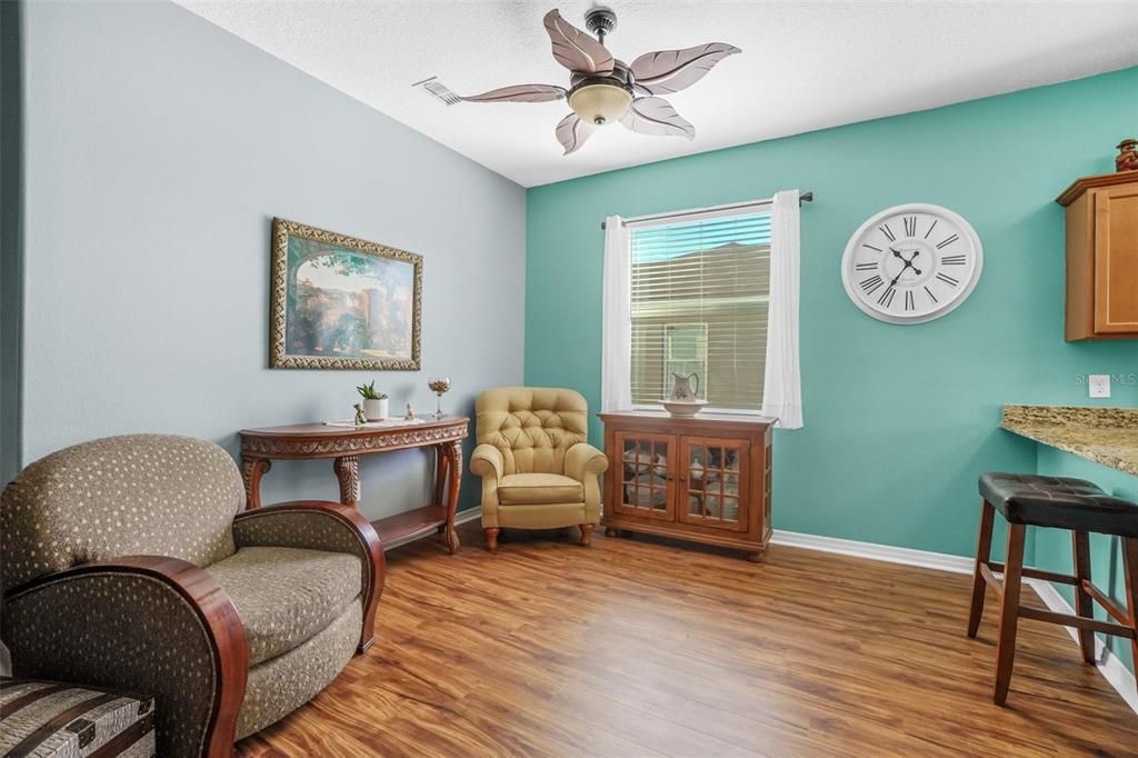 待售: $360,000 (3 贝兹, 2 浴室, 1670 平方英尺)