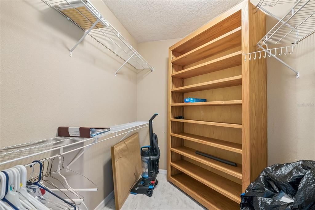 For Sale: $659,000 (4 beds, 2 baths, 1947 Square Feet)