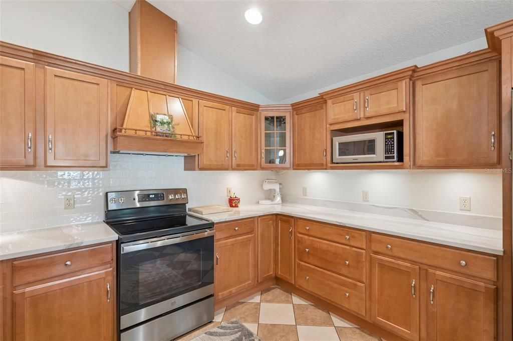 For Sale: $659,000 (4 beds, 2 baths, 1947 Square Feet)