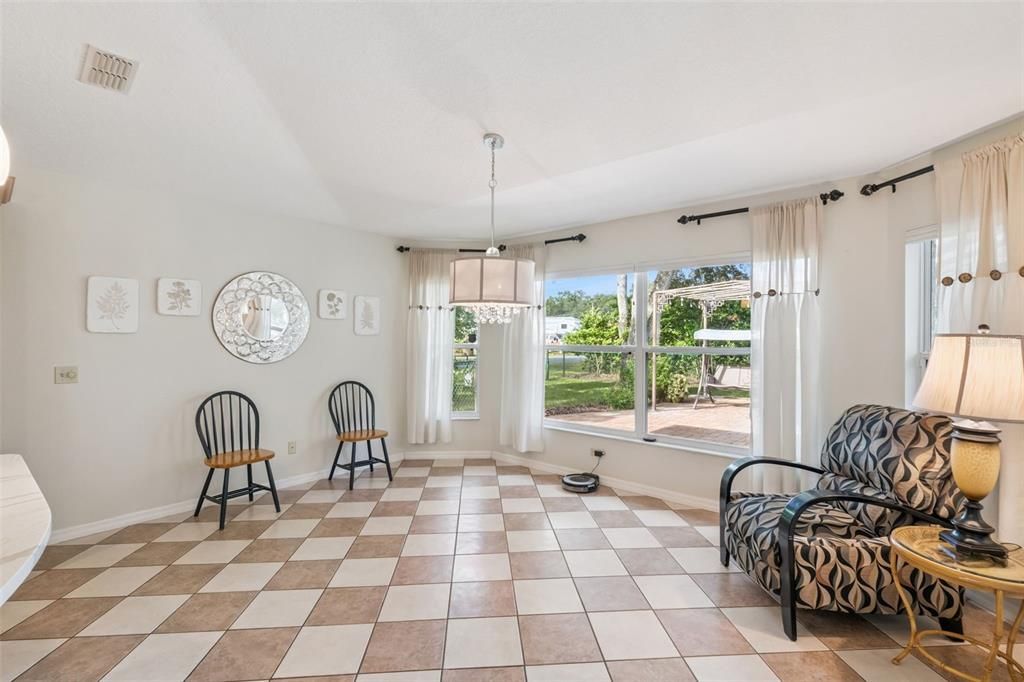 For Sale: $659,000 (4 beds, 2 baths, 1947 Square Feet)