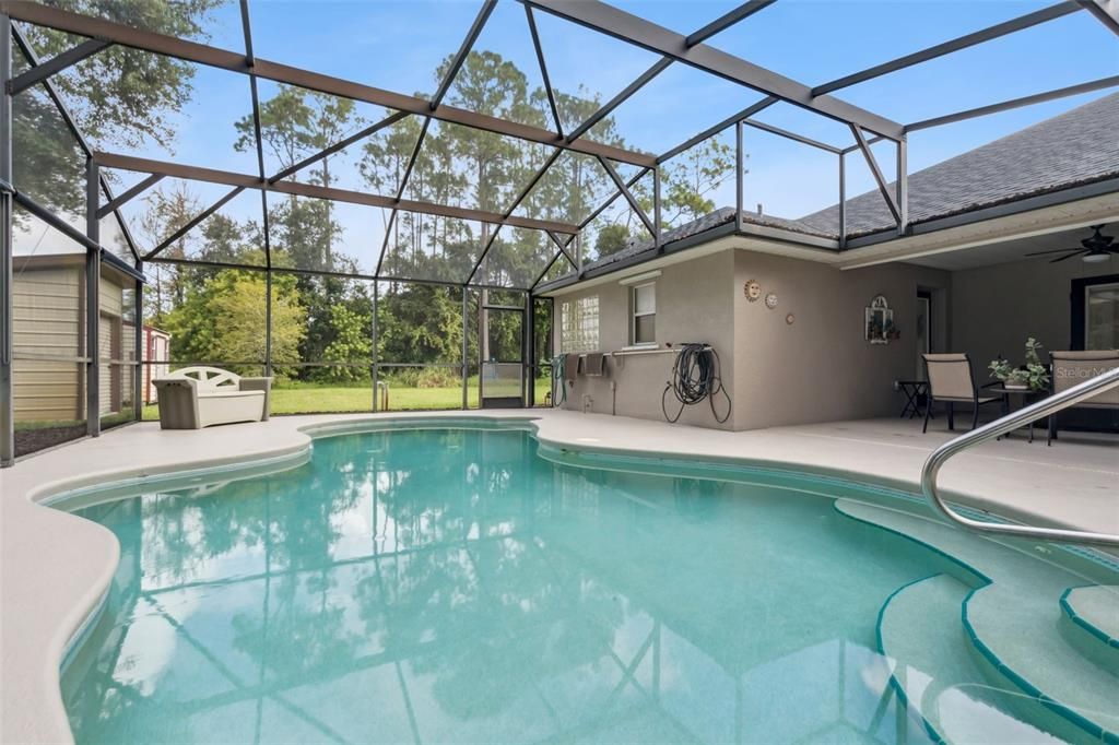 For Sale: $659,000 (4 beds, 2 baths, 1947 Square Feet)