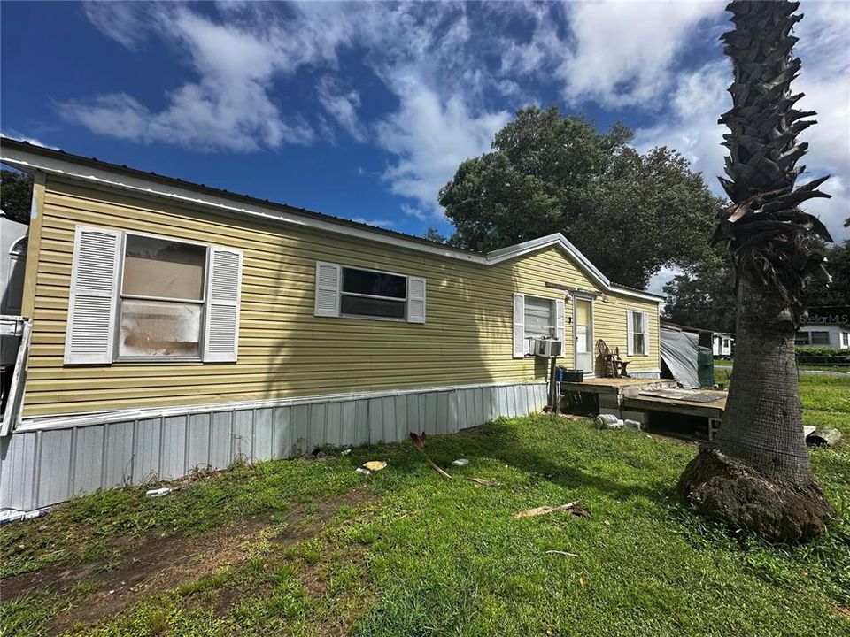 Recently Sold: $75,000 (3 beds, 2 baths, 1296 Square Feet)