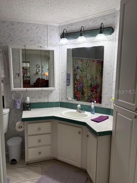 待售: $198,900 (2 贝兹, 2 浴室, 1367 平方英尺)