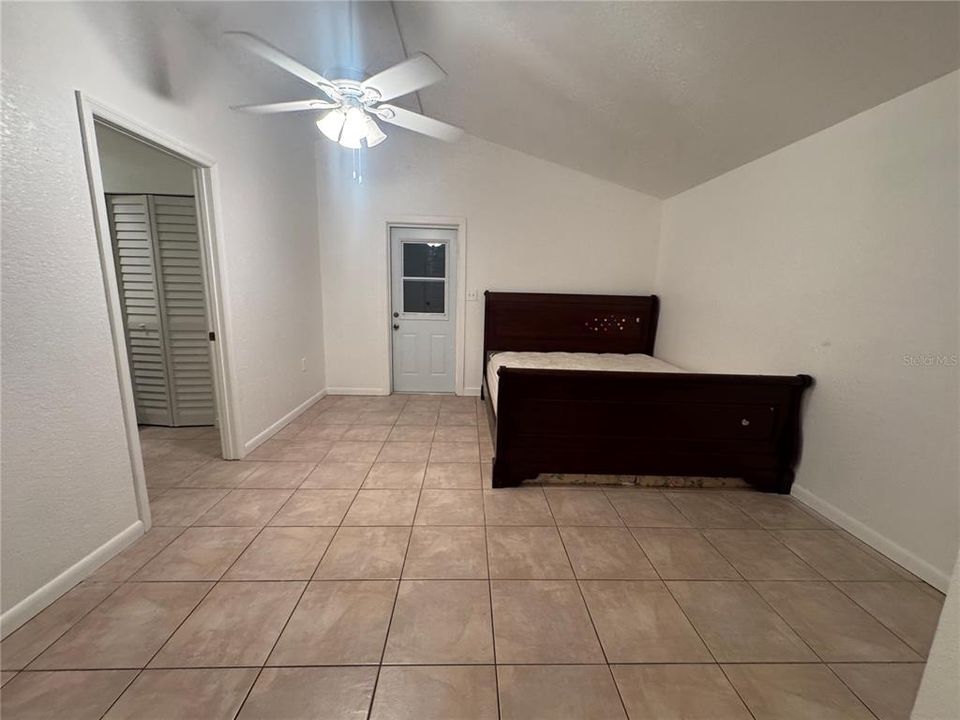 В аренду: $2,300 (3 спален, 2 ванн, 1032 Квадратных фут)