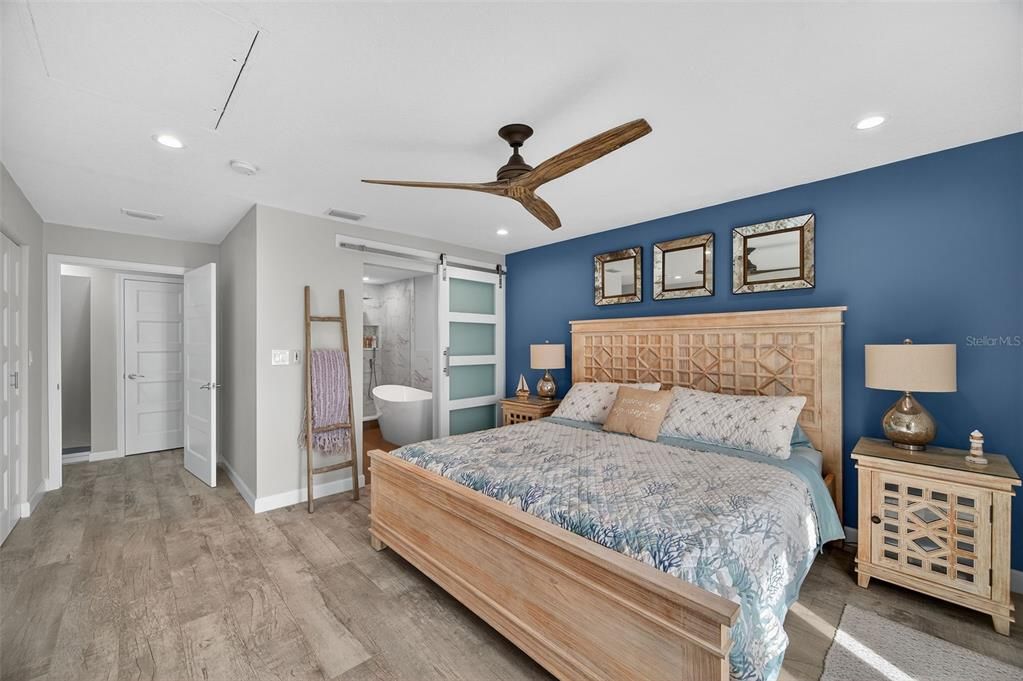 На продажу: $459,999 (1 спален, 1 ванн, 933 Квадратных фут)