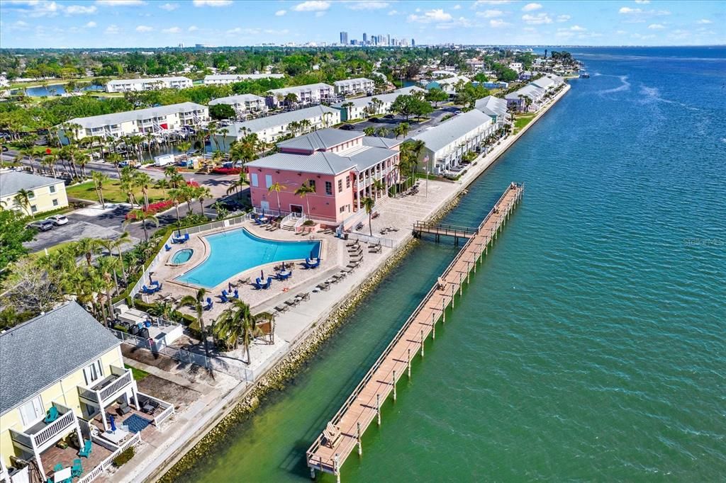 На продажу: $459,999 (1 спален, 1 ванн, 933 Квадратных фут)