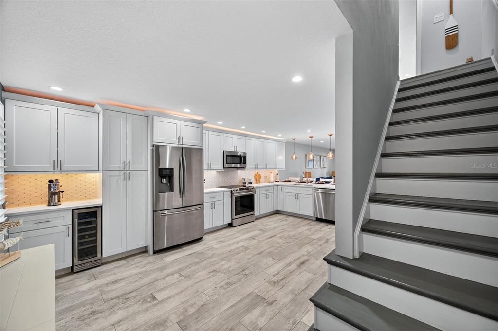 На продажу: $459,999 (1 спален, 1 ванн, 933 Квадратных фут)