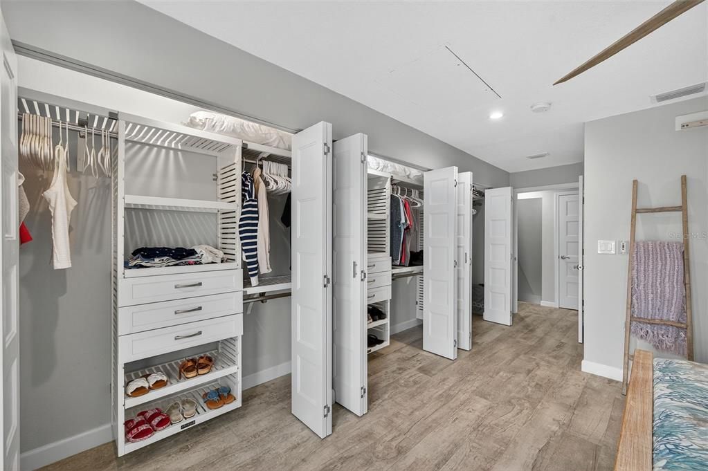 На продажу: $459,999 (1 спален, 1 ванн, 933 Квадратных фут)