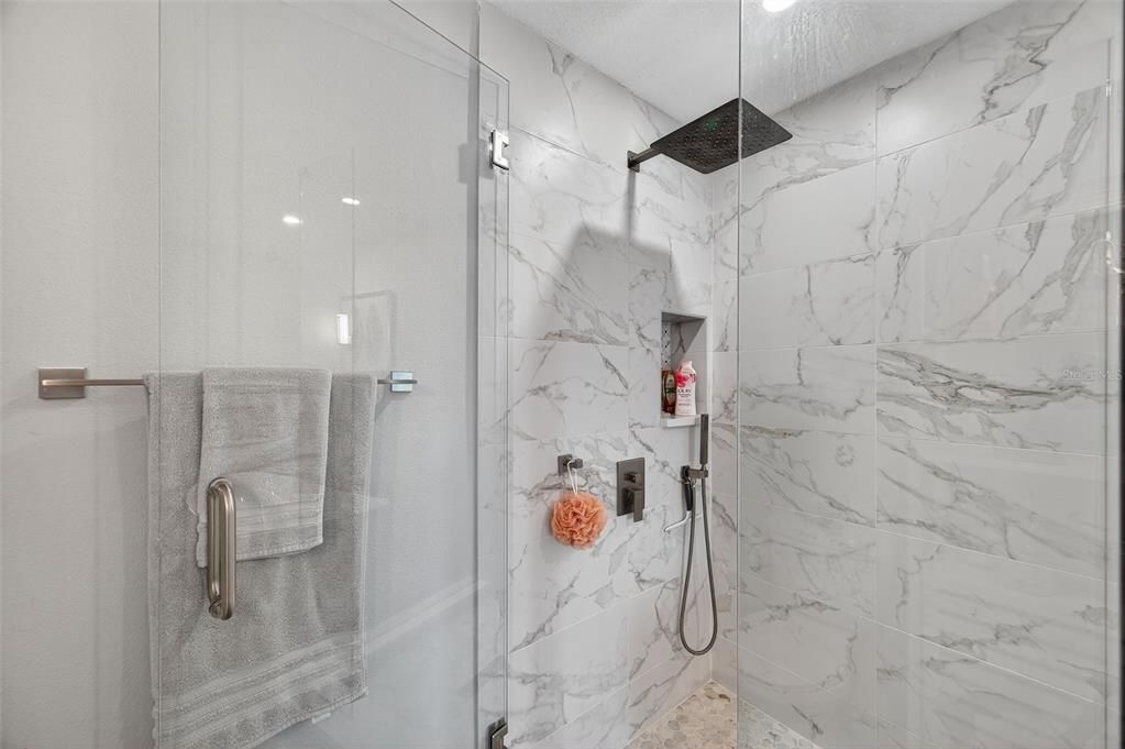 На продажу: $459,999 (1 спален, 1 ванн, 933 Квадратных фут)