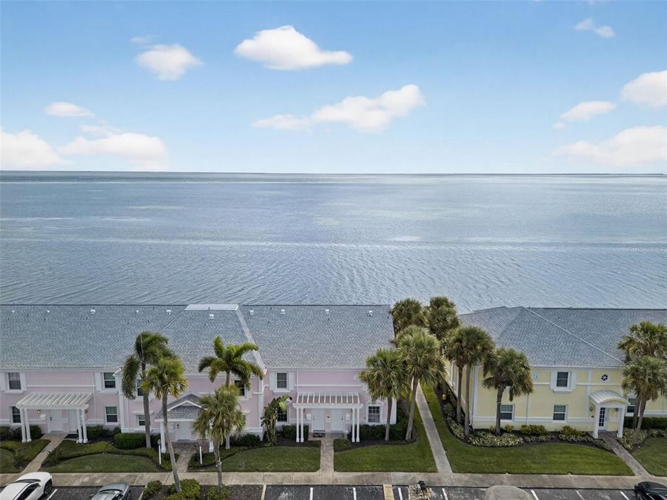 На продажу: $459,999 (1 спален, 1 ванн, 933 Квадратных фут)