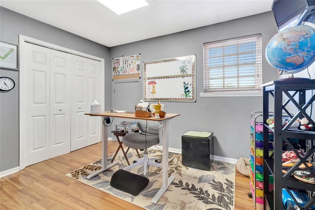 For Sale: $679,999 (4 beds, 2 baths, 2472 Square Feet)