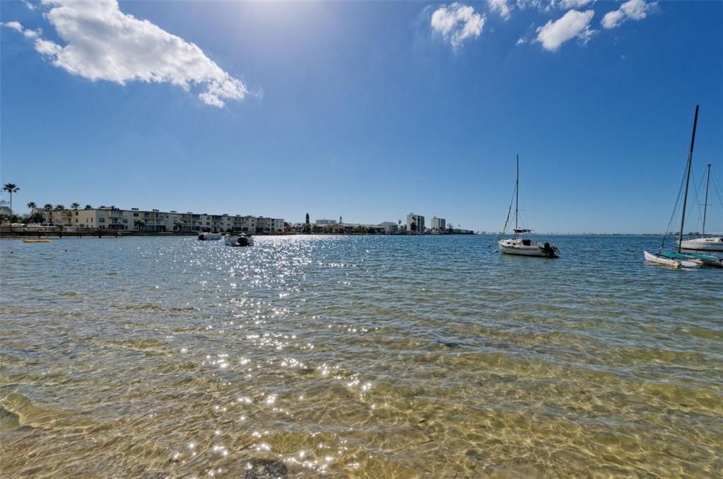 For Sale: $385,000 (3 beds, 2 baths, 1558 Square Feet)