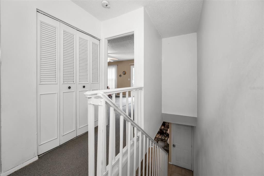 For Sale: $385,000 (3 beds, 2 baths, 1558 Square Feet)