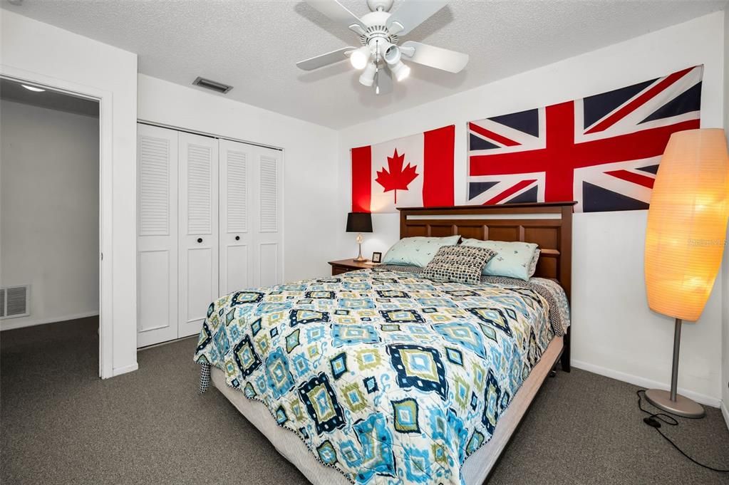 For Sale: $385,000 (3 beds, 2 baths, 1558 Square Feet)