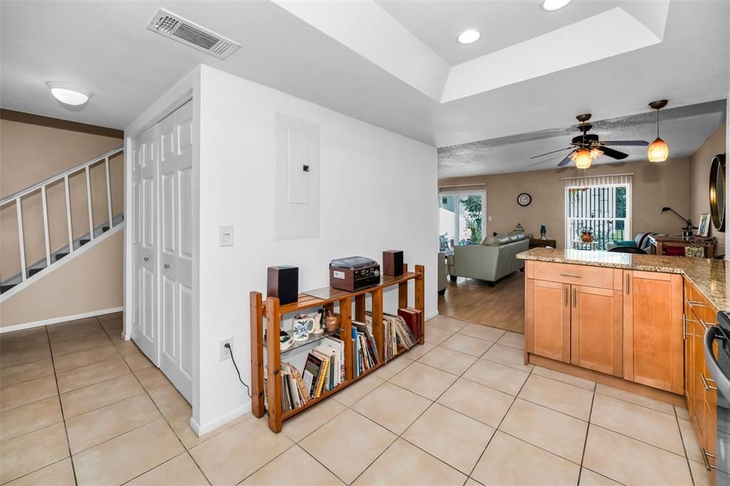 For Sale: $385,000 (3 beds, 2 baths, 1558 Square Feet)