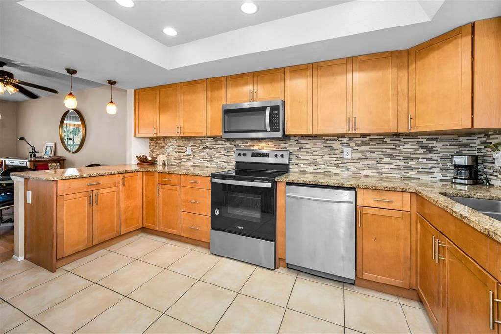 For Sale: $385,000 (3 beds, 2 baths, 1558 Square Feet)