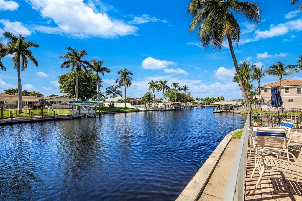 En Venta: $199,900 (2 camas, 2 baños, 1011 Pies cuadrados)