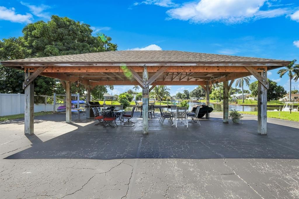 En Venta: $199,900 (2 camas, 2 baños, 1011 Pies cuadrados)