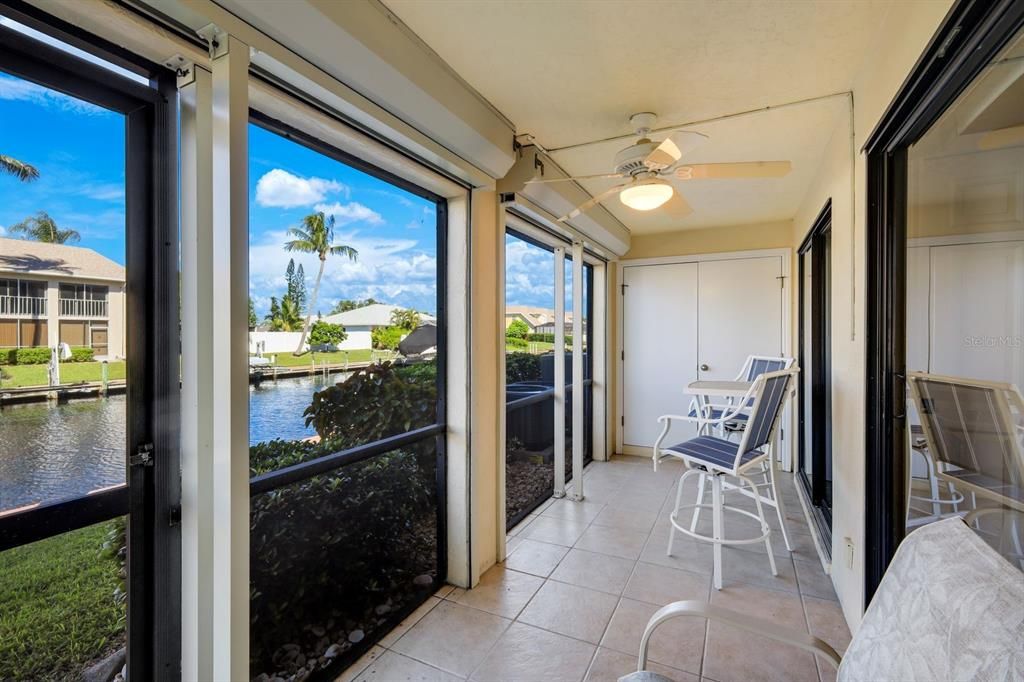 En Venta: $199,900 (2 camas, 2 baños, 1011 Pies cuadrados)