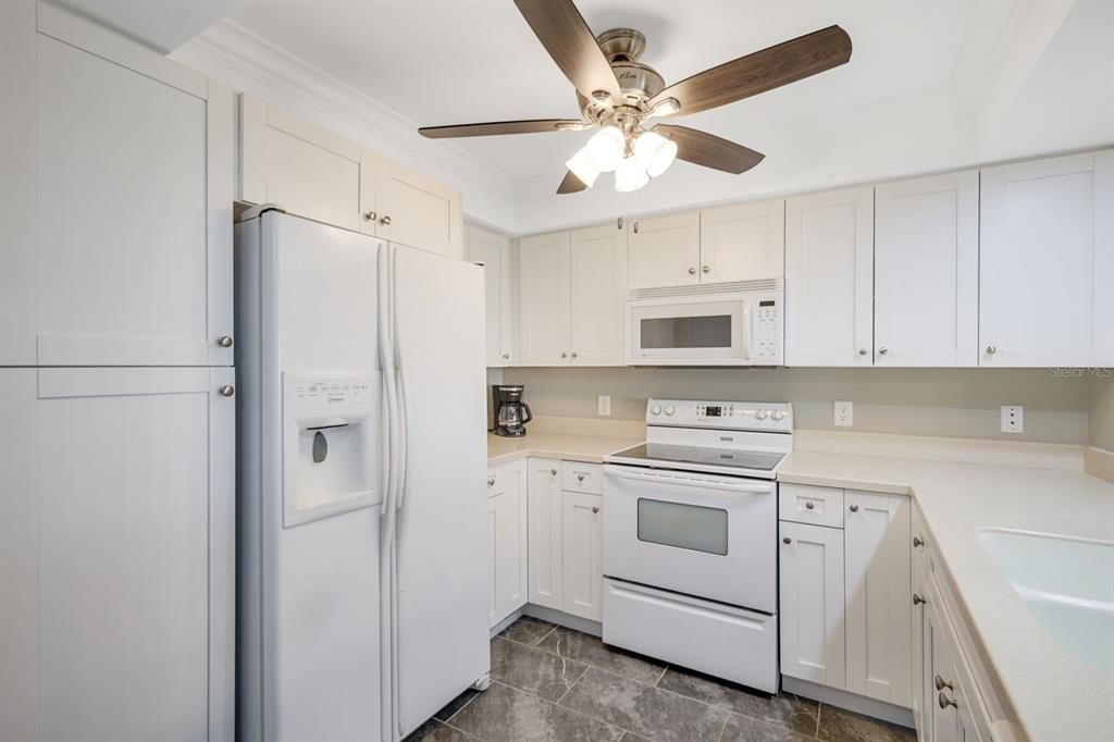 En Venta: $199,900 (2 camas, 2 baños, 1011 Pies cuadrados)