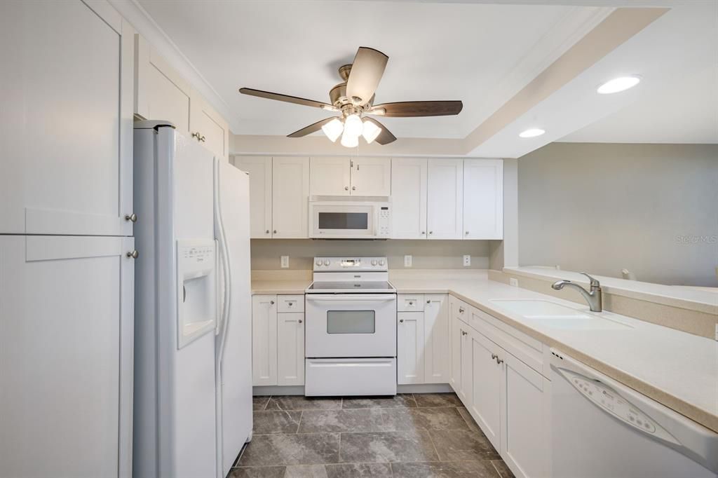 En Venta: $199,900 (2 camas, 2 baños, 1011 Pies cuadrados)