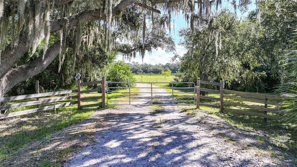 待售: $389,000 (2 贝兹, 2 浴室, 960 平方英尺)