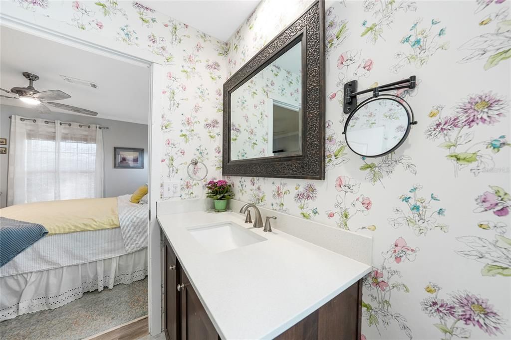 待售: $389,000 (2 贝兹, 2 浴室, 960 平方英尺)