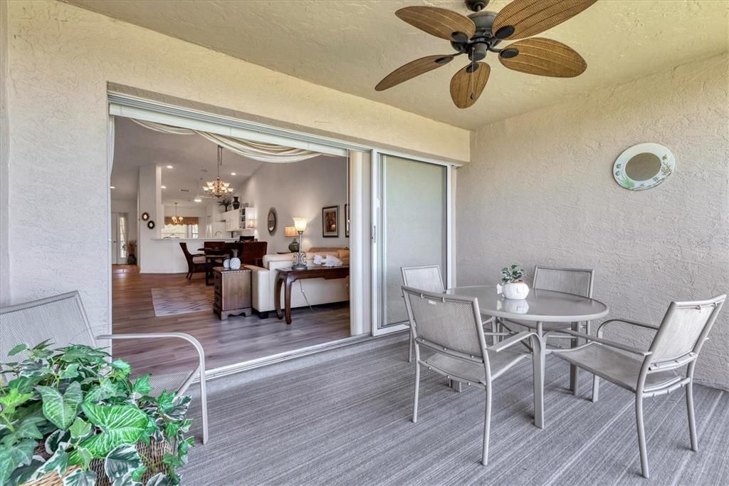 En Venta: $299,900 (2 camas, 2 baños, 1684 Pies cuadrados)