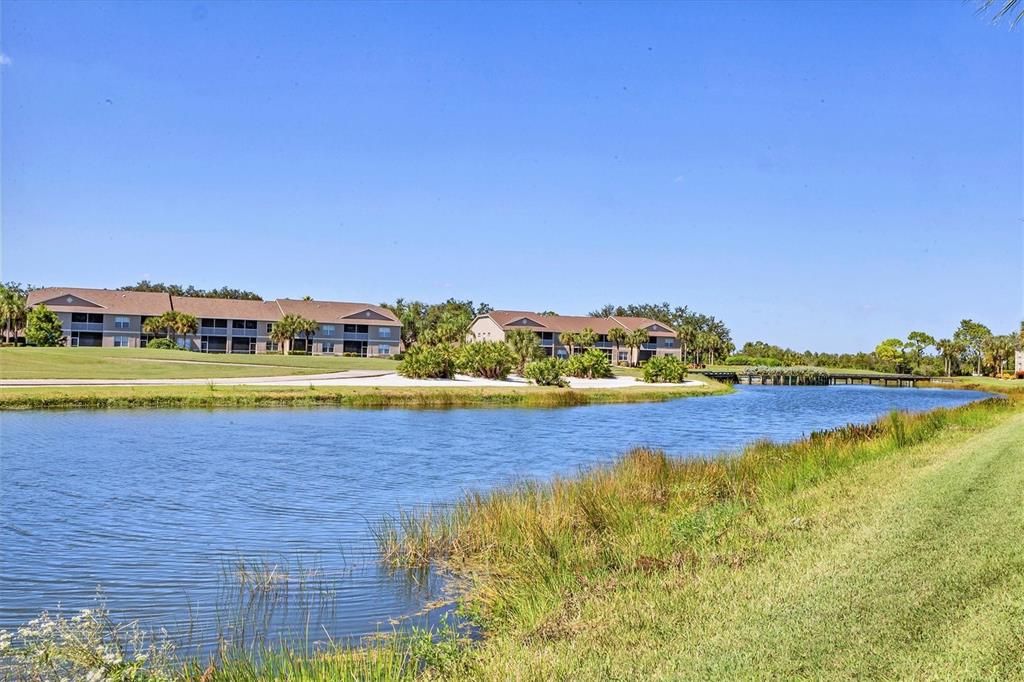 En Venta: $299,900 (2 camas, 2 baños, 1684 Pies cuadrados)