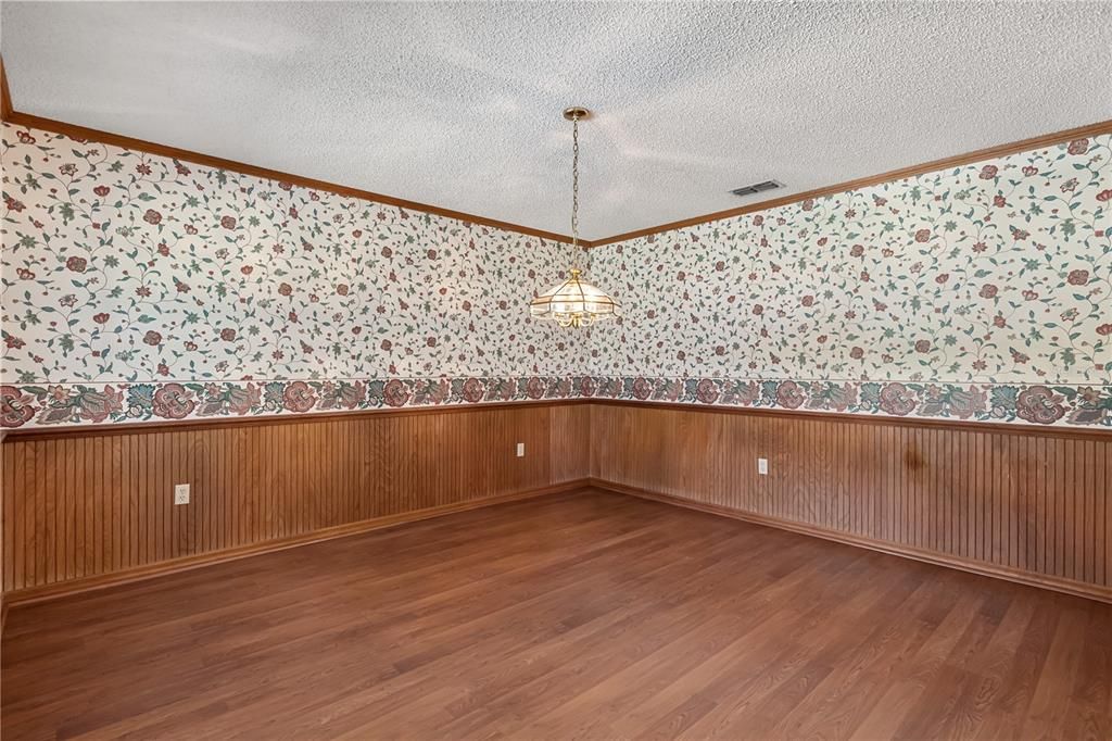 待售: $450,000 (4 贝兹, 2 浴室, 2695 平方英尺)