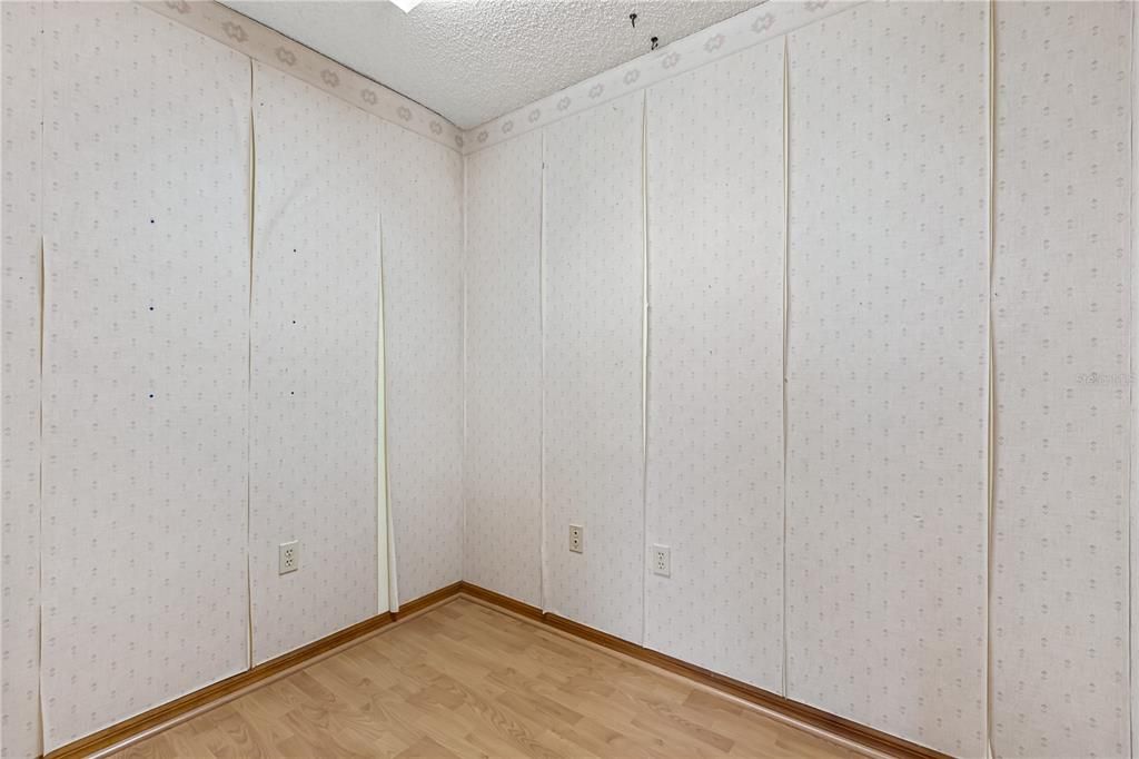 待售: $450,000 (4 贝兹, 2 浴室, 2695 平方英尺)