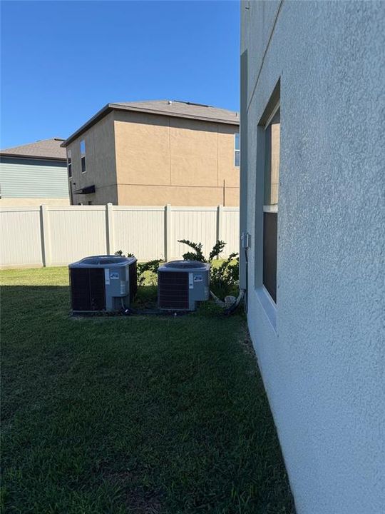 На продажу: $384,900 (4 спален, 2 ванн, 2633 Квадратных фут)