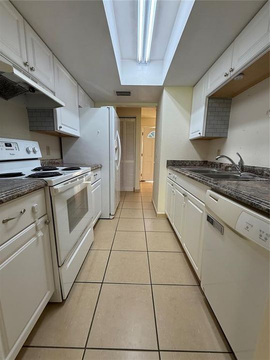 En Renta: $1,495 (2 camas, 1 baños, 1866 Pies cuadrados)