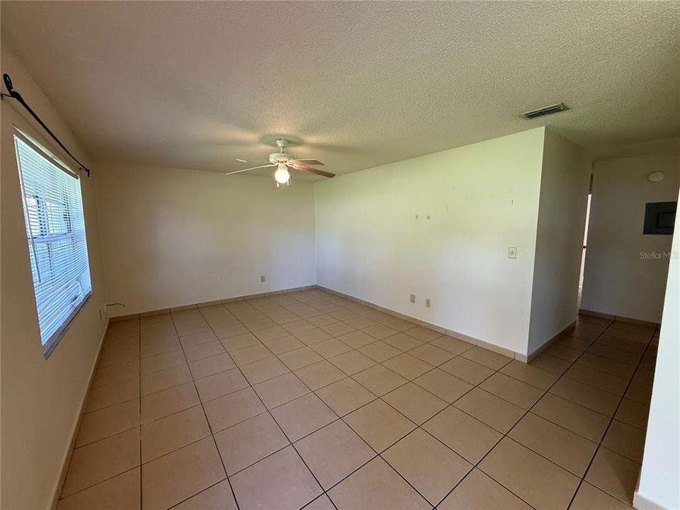 En Renta: $1,495 (2 camas, 1 baños, 1866 Pies cuadrados)