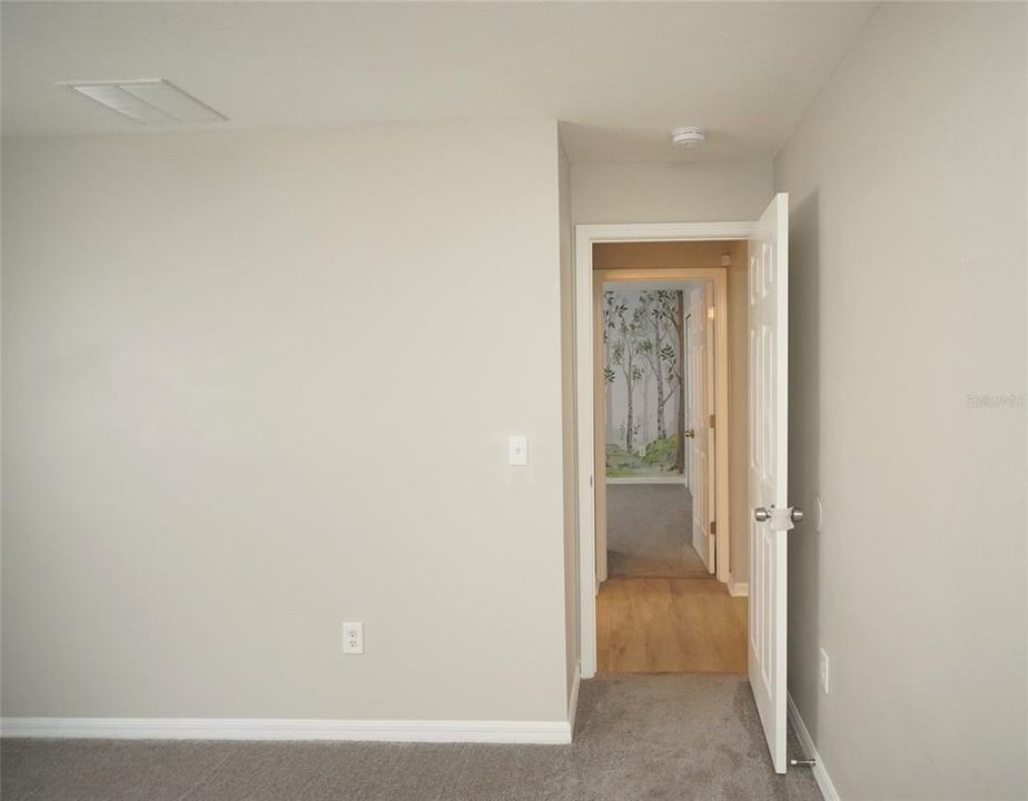 Под контрактом: $2,000 (4 спален, 2 ванн, 1835 Квадратных фут)