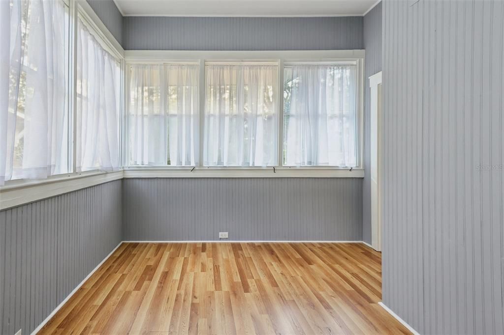 Activo con contrato: $749,000 (3 camas, 2 baños, 1708 Pies cuadrados)