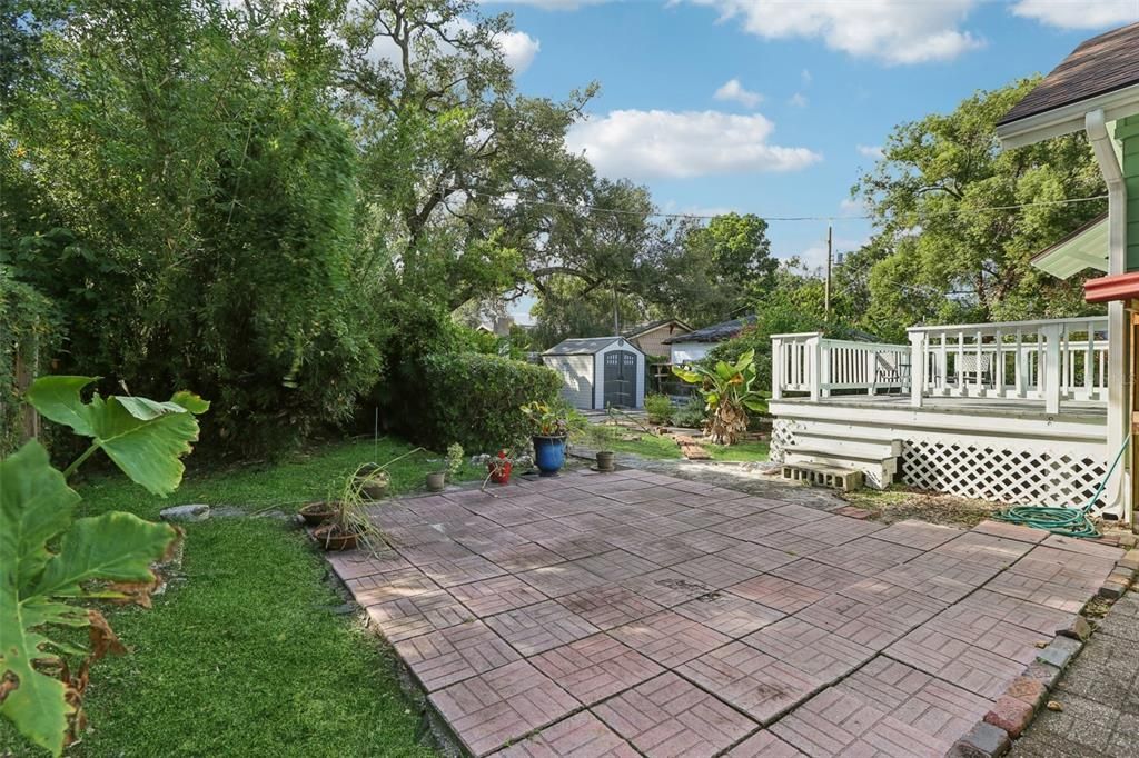 Activo con contrato: $749,000 (3 camas, 2 baños, 1708 Pies cuadrados)