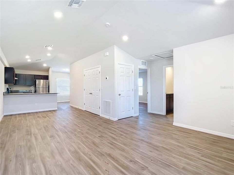 For Sale: $422,400 (4 beds, 0 baths, 2104 Square Feet)